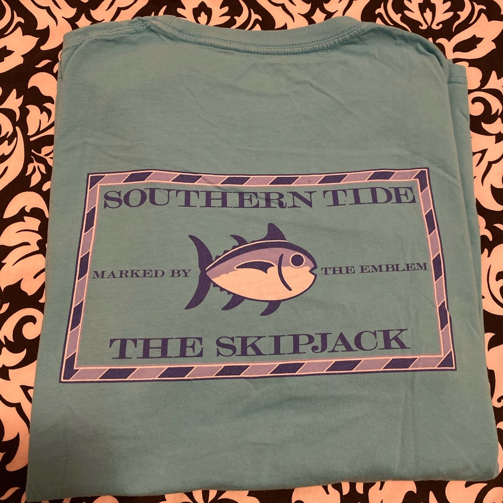 Southern tide t shirt
